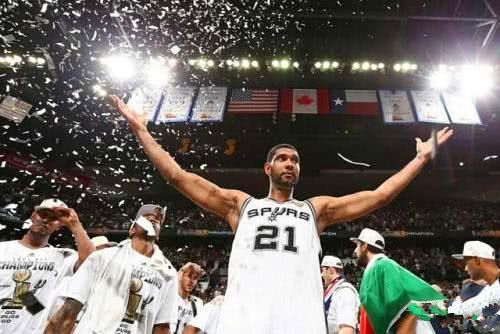 NBA雄鹿补时争议三分绝杀凯尔特人终结六连胜登顶引热议